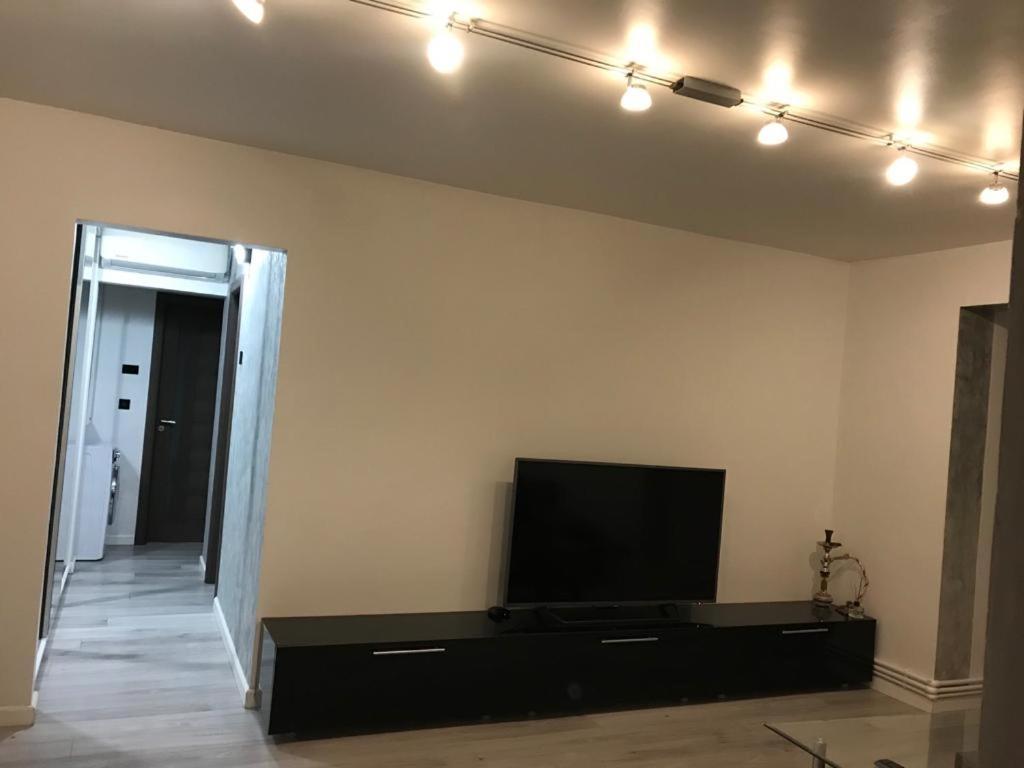 Elegant & Silver Luxury Apartament Craiova Luaran gambar