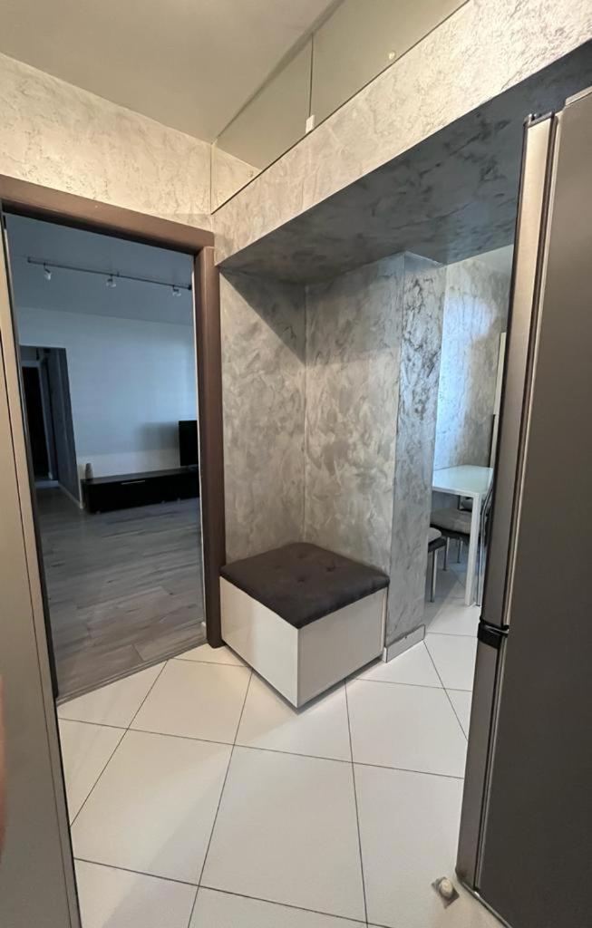 Elegant & Silver Luxury Apartament Craiova Luaran gambar