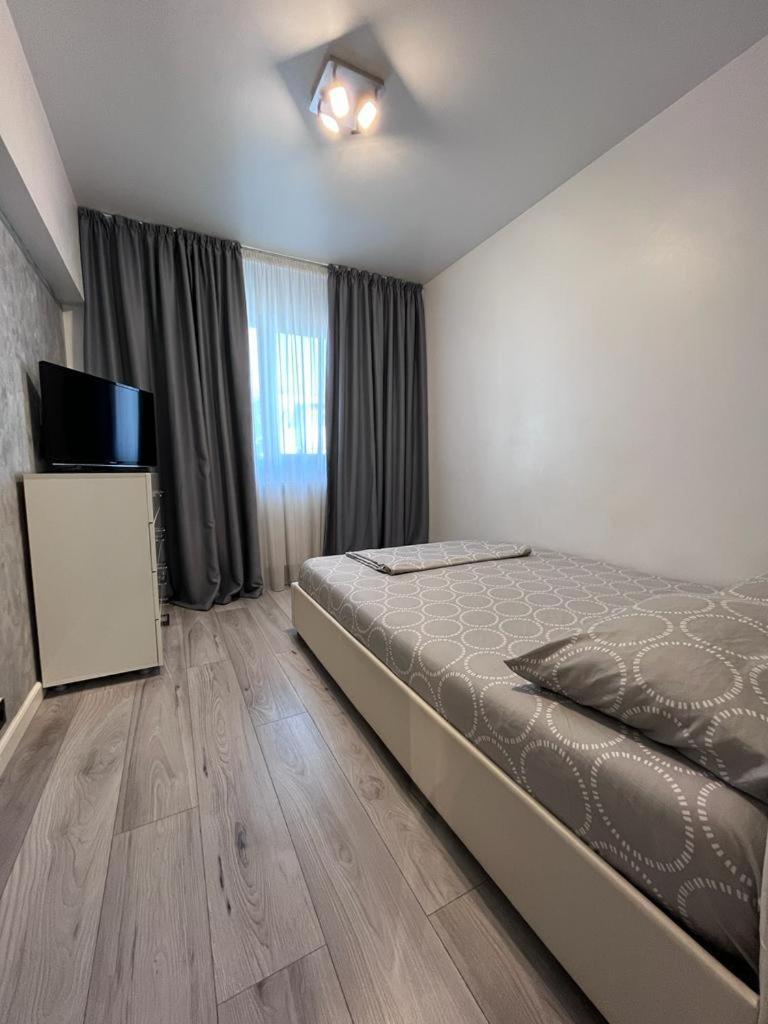 Elegant & Silver Luxury Apartament Craiova Luaran gambar